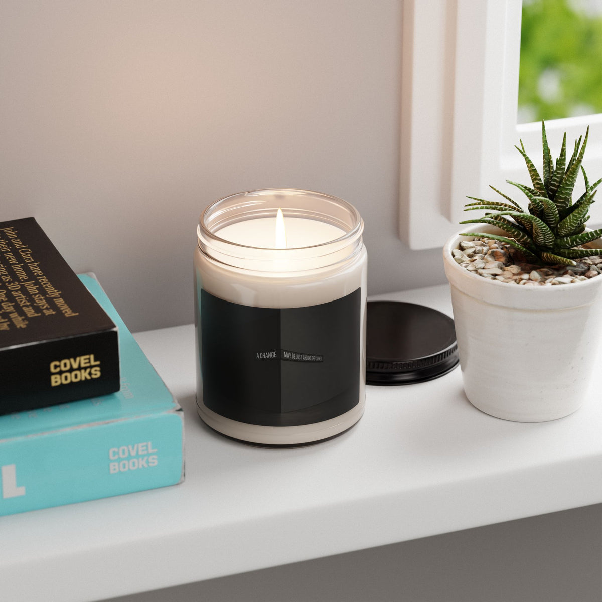 Minimal Noir Candle